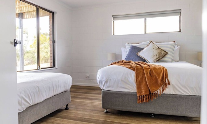 Bicheno House | Pippi's - Everything you need.