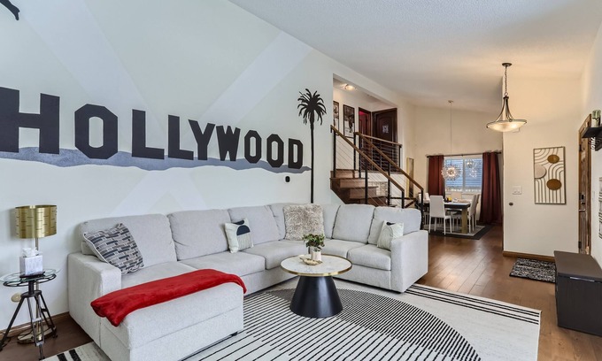 South Westminster House | Pixar Paradise! 15 Min to Downtown/Game Room