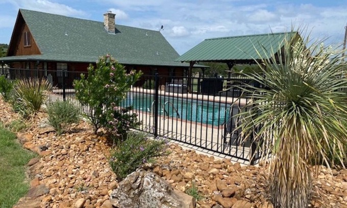Graford Cabin | PK Lake Cabin is a relaxing retreat after a day at the lake