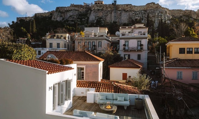 Athens City Centre House | Plaka Villa Epic Acropolis Views