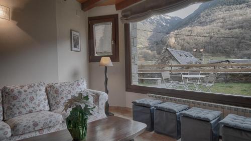 Bossost House | Plaus