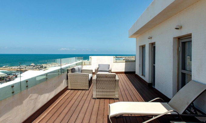Old North Hotel | PLAY Seaport Suite Hotel TLV