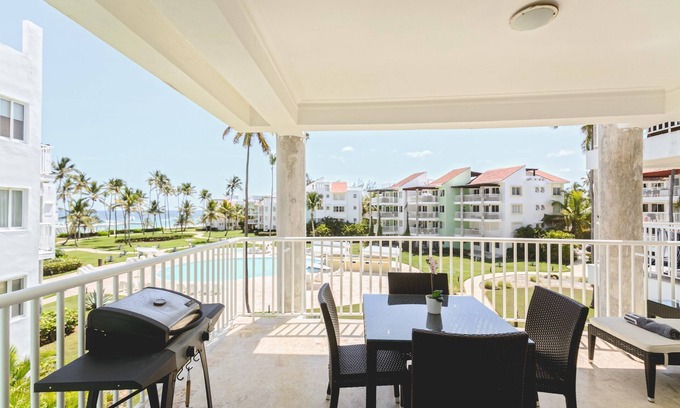 El Cortecito Condo | Playa Turquesa D303 80Mbps Private Beach Access BBQ Pools