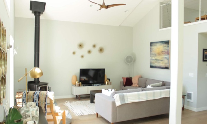 Manzanita House | Playing Hooky ~ Dog-friendly retreat, perfect location, short walk to beach