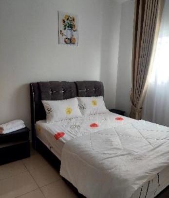 Kota Warisan Apartment | Pleasant Homestay 3 Bedroom stay near KLIA airport with pool and gym
