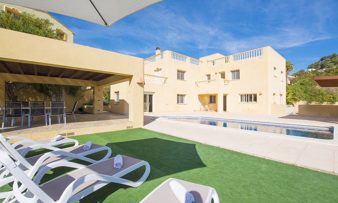 Empedrola Villa | Plusholidays - Villa Mercedes in Calpe