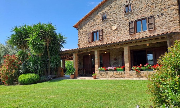 Magliano in Toscana Villa | Podere Belvedere Villa Classic Tuscan