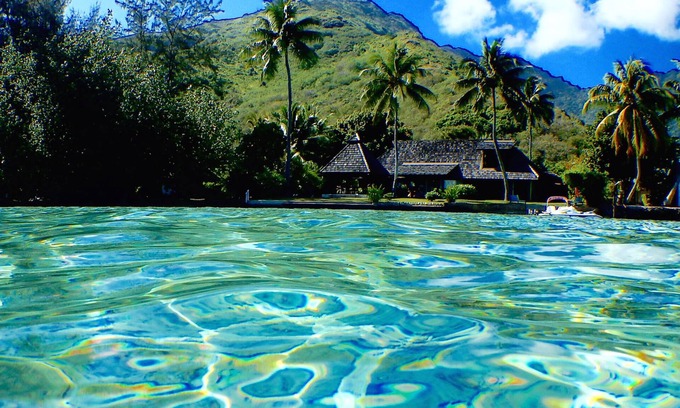 Maharepa Bed & Breakfast | Poerani Suite, 2 rooms in lagoon side villa