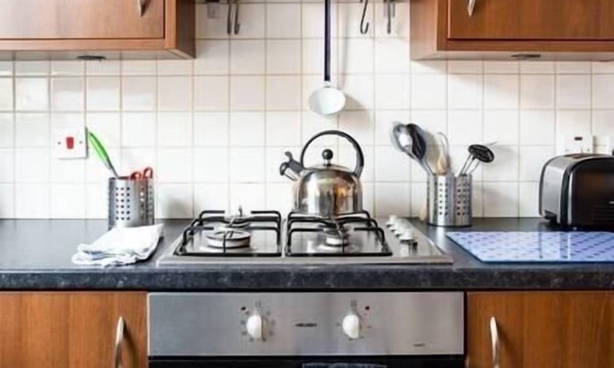Belfast Condo | Poet's Rest 2 miles from central Belfast