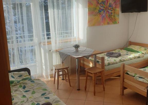 Krzyzowka House | Pokoje u Wujka