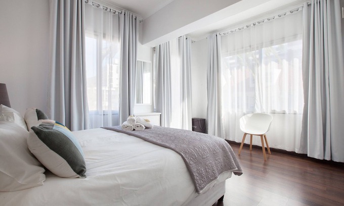 Cape Town City Centre Apartment | Polana Court 12 by CTHA