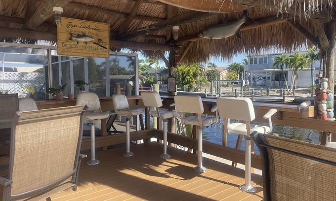 Saint James City Cabin | Pompano @ 2 Fish Inn