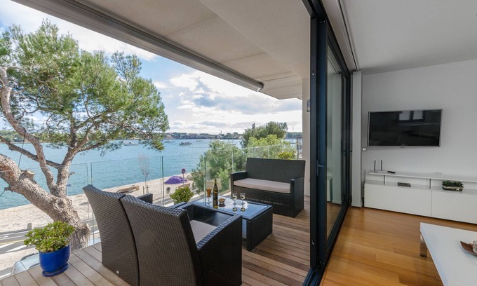Portocolom Apartment | Ponent - Apartment In Portocolom. Free Wifi
