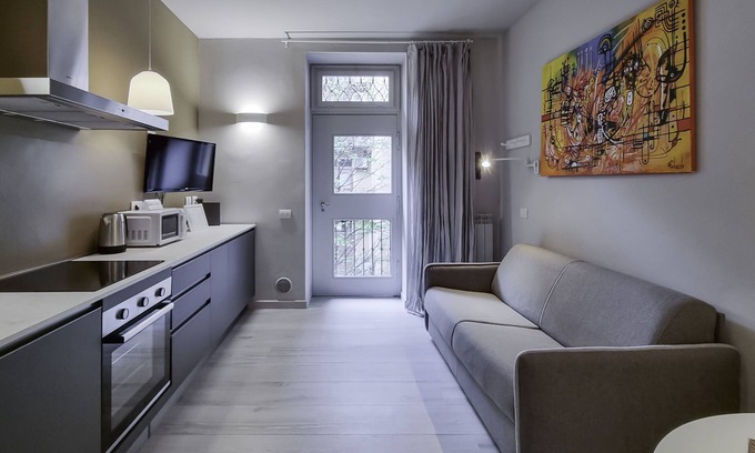 Porta Volta Apartment | Pontida 4 Bilo - One Bedroom Apartment, Sleeps 3