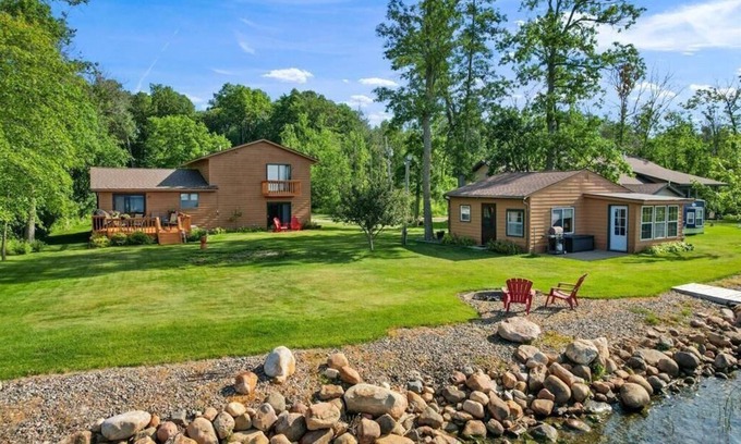 Brainerd House | Pontoon Rental, Great Fishing, Guest House, Swimming off of Dock, & More!