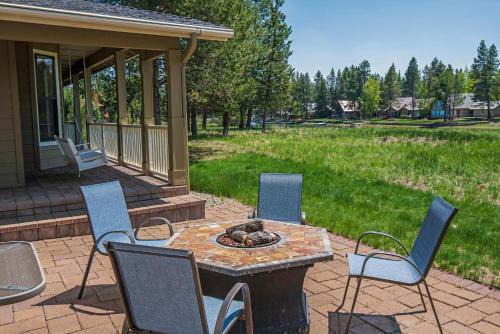 Three Rivers House | Pony Express - Meredith Lodging