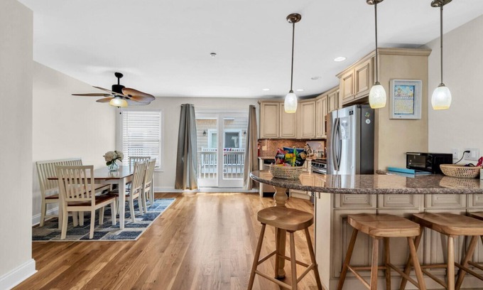 Seaside Heights House | Pool & Hot Tub Access, Steps to Beach & Boardwalk