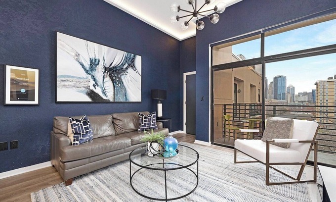 Fourth Ward Condo | POOL, ROOFTOP, SKYLINE VIEW in Downtown Charlotte