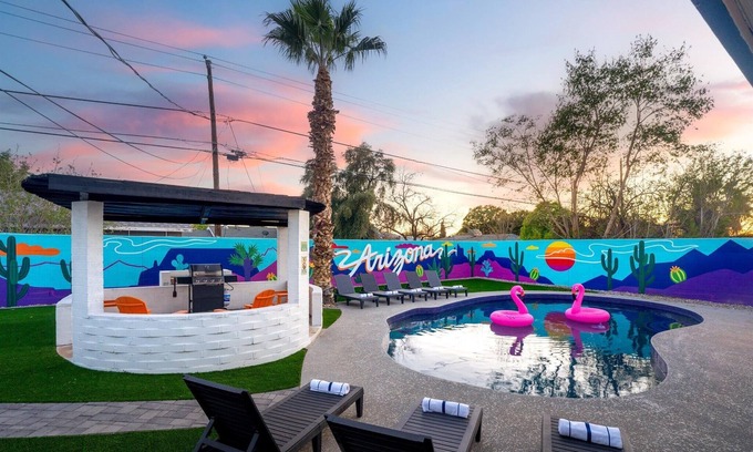 Casa Mesa II House | Poolside Paradise Big Backyard Arcade Mural Near ASU & Airport