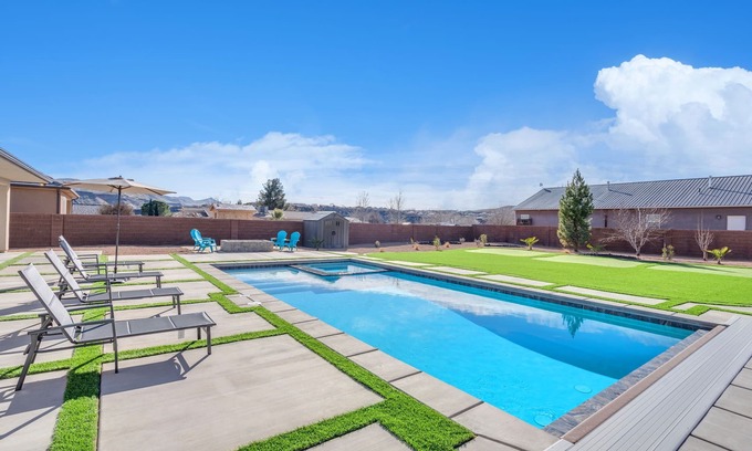La Verkin House | Poolside Paradise near Zion with Putting Green & Private Pool