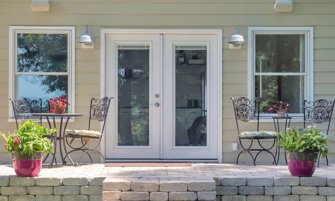 North Garden House | Pop’s Cottage. A private and serene setting in the country 10 minutes from UVa