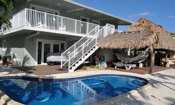 Key Largo House | Port largo,Key Largo water front 2 b 2.5b, pool, gazebo, boat lift ‘& boat ramp