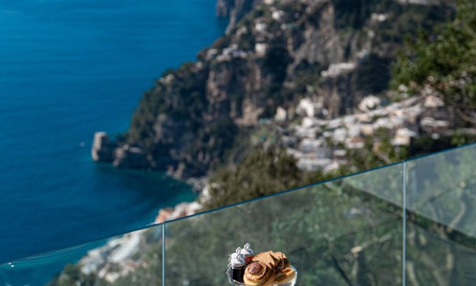 Montepertuso House | Positano house with private Hammam, suspended between sea and sky in nature.