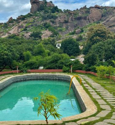 Manchanabele House | Prabancha Ethnic & Earthen Villa Resorts