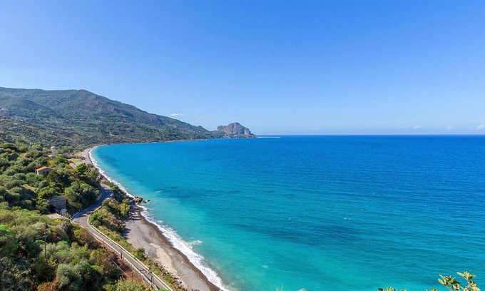 Collesano Apartment | Practically furnished vacation apartment welcomes you to Northern Sicily.