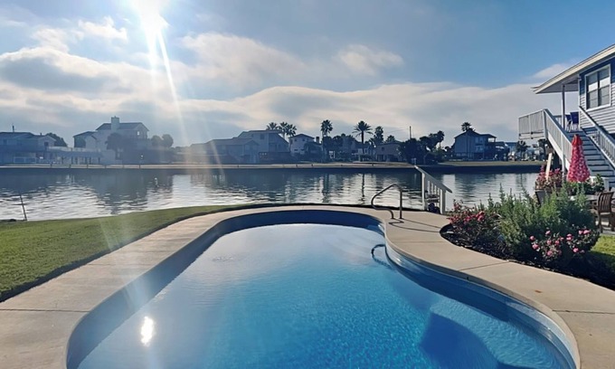 League City Cottage | Prager Bay View