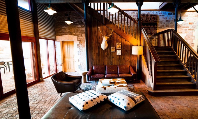 Parachilna Hotel | Prairie Hotel