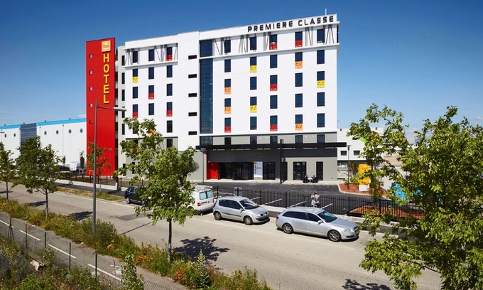 Porte Des Alpes - Mi Plaine - Manissieux Hotel | Première Classe Lyon - Saint Priest Eurexpo