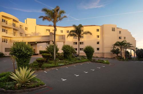 Quigney Beach Hotel | Premier Hotel Regent