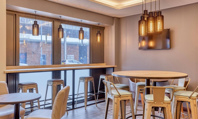 Uxbridge North Hotel | Premier Inn London Uxbridge Town Centre