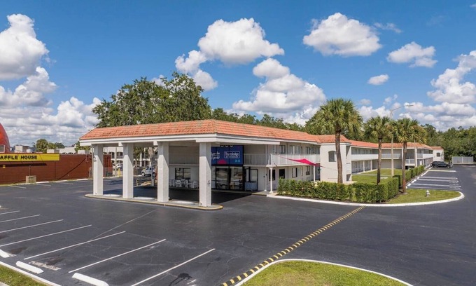 Kissimmee Apartment | Premium Location| Near Disney| Cozy Apartament