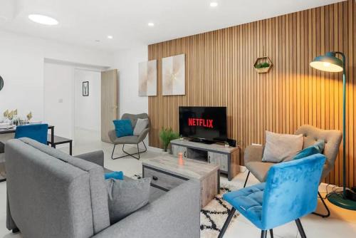 Gabalfa Apartment | Prestige Stays Cardiff Spacious 3-Bedroom Apartment with Private Garden near Cardiff University & Heath Hospital