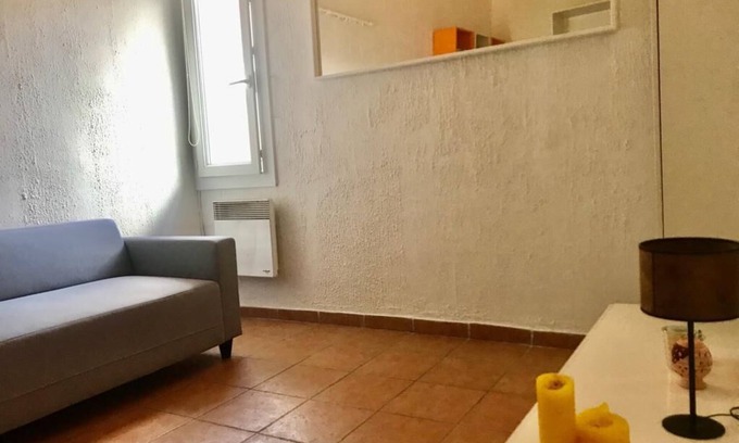 Aix-en-Provence Historic Centre Apartment | Pretty, bright T2 in the heart of the historic center
