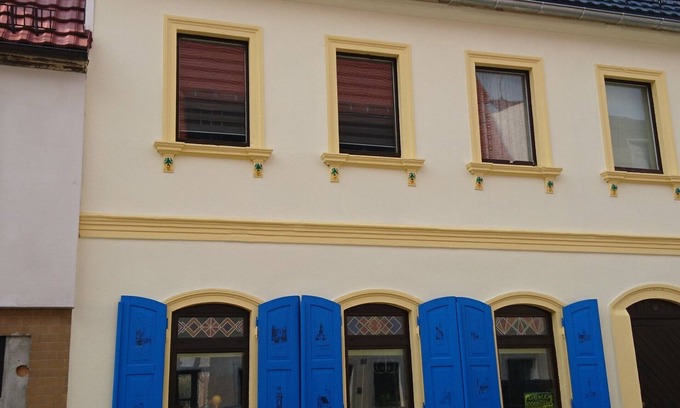 Bahnhofsvorstadt Bed & Breakfast | Pretty guest room with fireplace and terrace FG Lange Straße 18 0172/3742487
