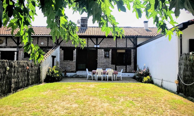 Leon House | Pretty House (3 bedrooms-6 people) Cote Landaise near Ocean