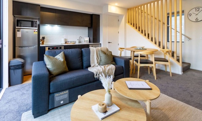 Christchurch Apartment | Prime Family 4 Bedroom Retreat Near Stadium and Cafe