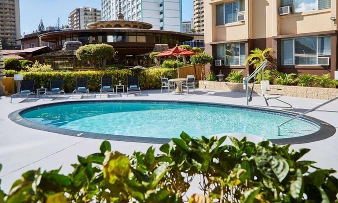 Ala Moana House | Prime Location! 2 Sleek Units, Onsite Pool, Pet-Friendly Property