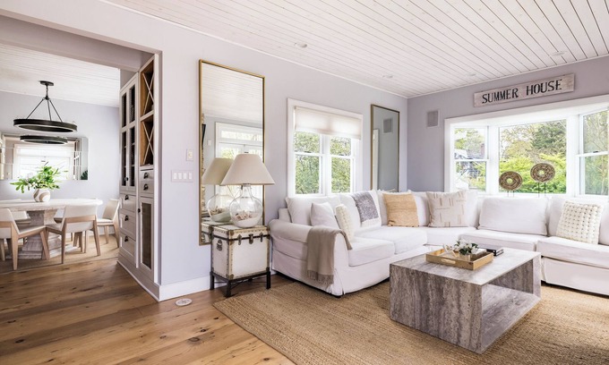 Wainscott House | Prime location! Walk to Beach! Wainscott Family House & Cottage. Pool & Hot Tub!