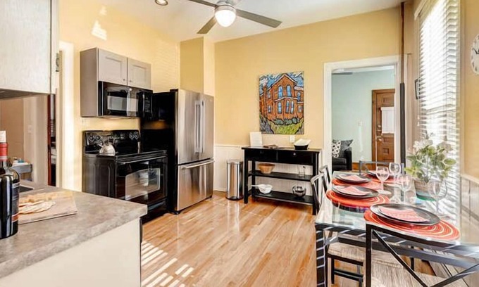 University Park Apartment | Prime, Old Town, by new CSU stadium! Breweries. 2 BR and Flex