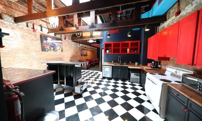 Downtown Nashville House | Printers Alley Downtown Mansion