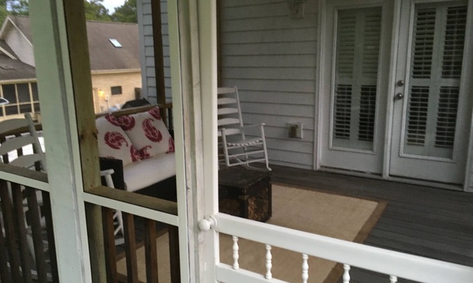 Wilmington Apartment | Private 1 bed/1 bath near Wrightsville/Carolina Beach , Pet friendly