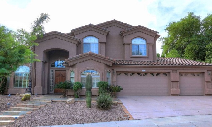 Paradise Valley Village House | PRIVATE 5 BR GATED HOME w/HEATED POOL, 2 MASTER BRS, MORE!