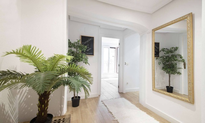 Old Town Apartment | Private Apartment in the Heart of the Historic Old Town