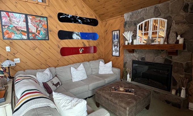 Hunter Ski Chalet | Private Chalet less than 1 mile to Ski Resort