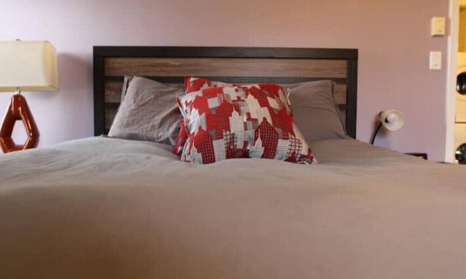 Fredericton Apartment | Private & clean 2 bedroom w/laundryn