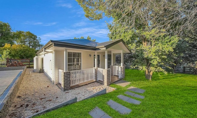 Robin Hill House | Private cottage - Fire pit, Games and BBQ Bathurst